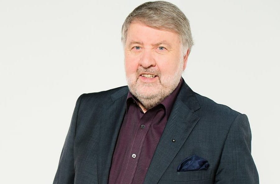 Roy Noble CBE, Comisiynydd Bevan